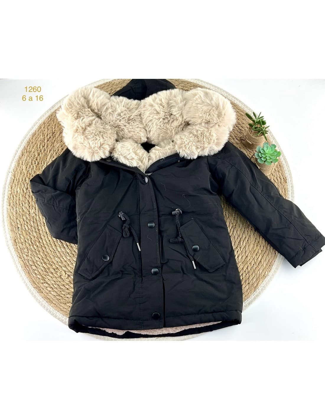 CHAQUETÓN NIÑA 522101260 CAPUCHA CON PELO