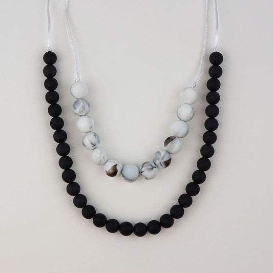 Collar de lactancia silicona bicolor negro y mármol MI PIPO 137