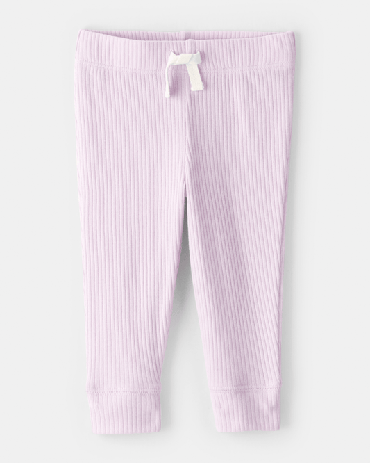 Conjunto 3 piezas, camiseta de algodón, pantalón y gorro, diseño liso en color lavanda
