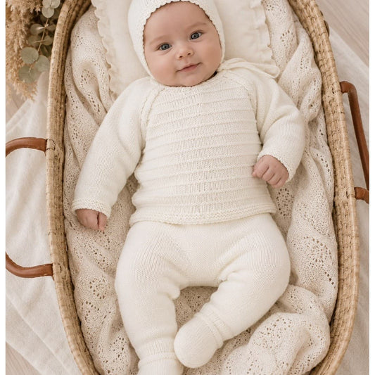 Conjunto clásico de primera puesta en crudo para bebé Alma Petit Lana 100% acrílico