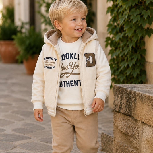 Conjunto de bebé niño de 3 piezas con chaleco afelpado con capucha, sudadera Brooklyn y jogger 622109217