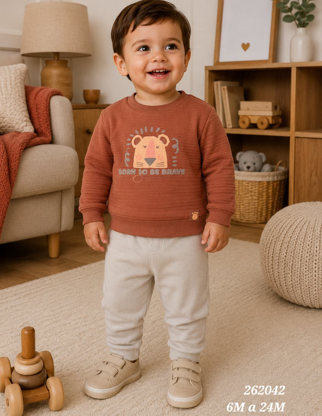 Conjunto de bebé niño de dos piezas con sudadera león teja y pantalón beige Babybol 262042