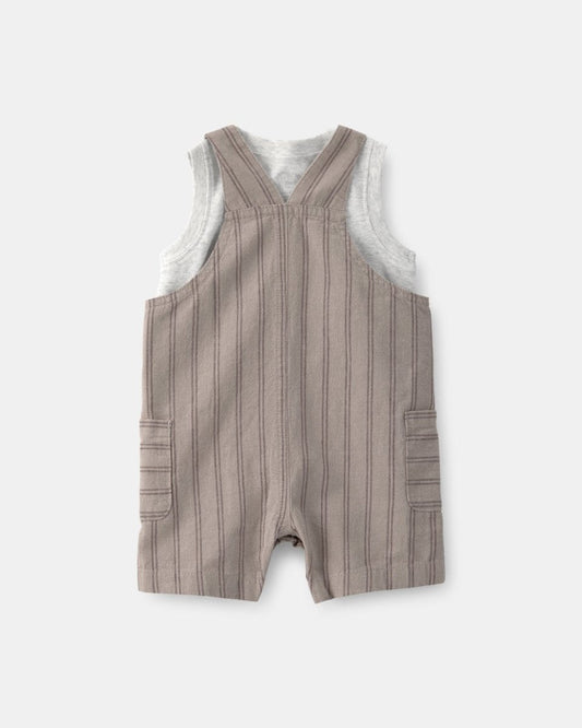 Conjunto dos piezas de lino con peto corto a rayas y camiseta sin mangas marrón