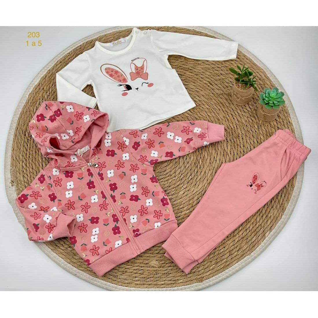 Conjunto infantil niña 3 piezas conejito floral 522100203 (1 a 5 años)