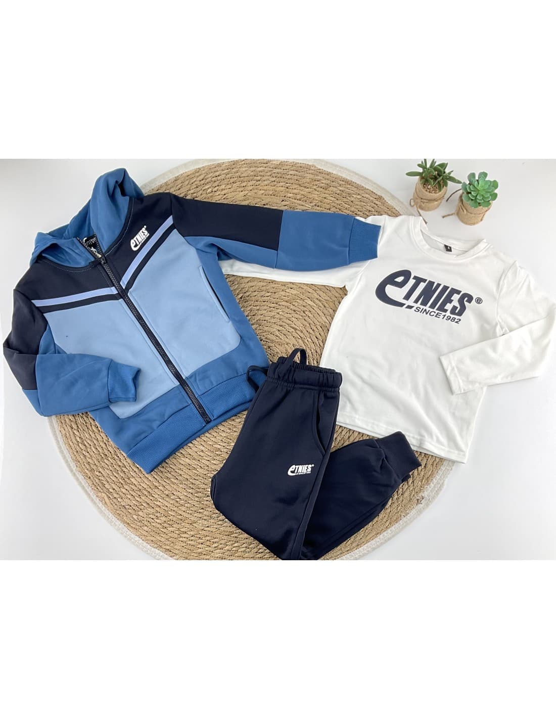 Conjunto chándal Niño 3 Piezas con Chaqueta, Camiseta y Pantalón 522101365 (4 a 12 años)