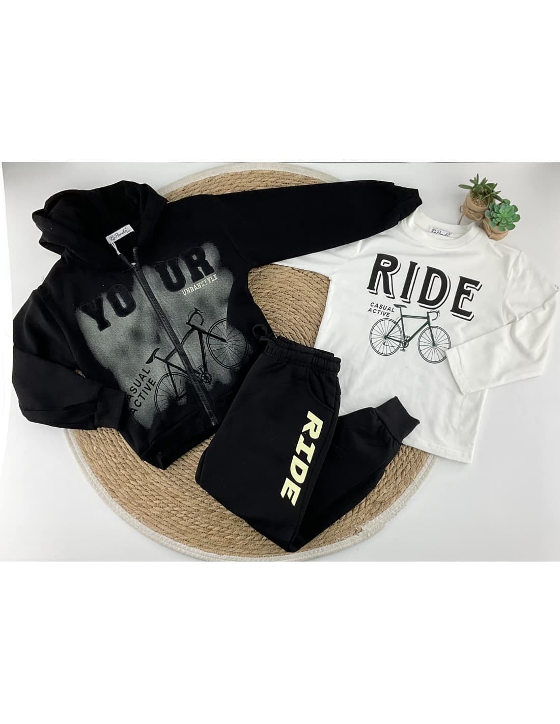 Ensemble survêtement 3 pièces garçon avec veste, t-shirt et pantalon (6 à 14 ans)