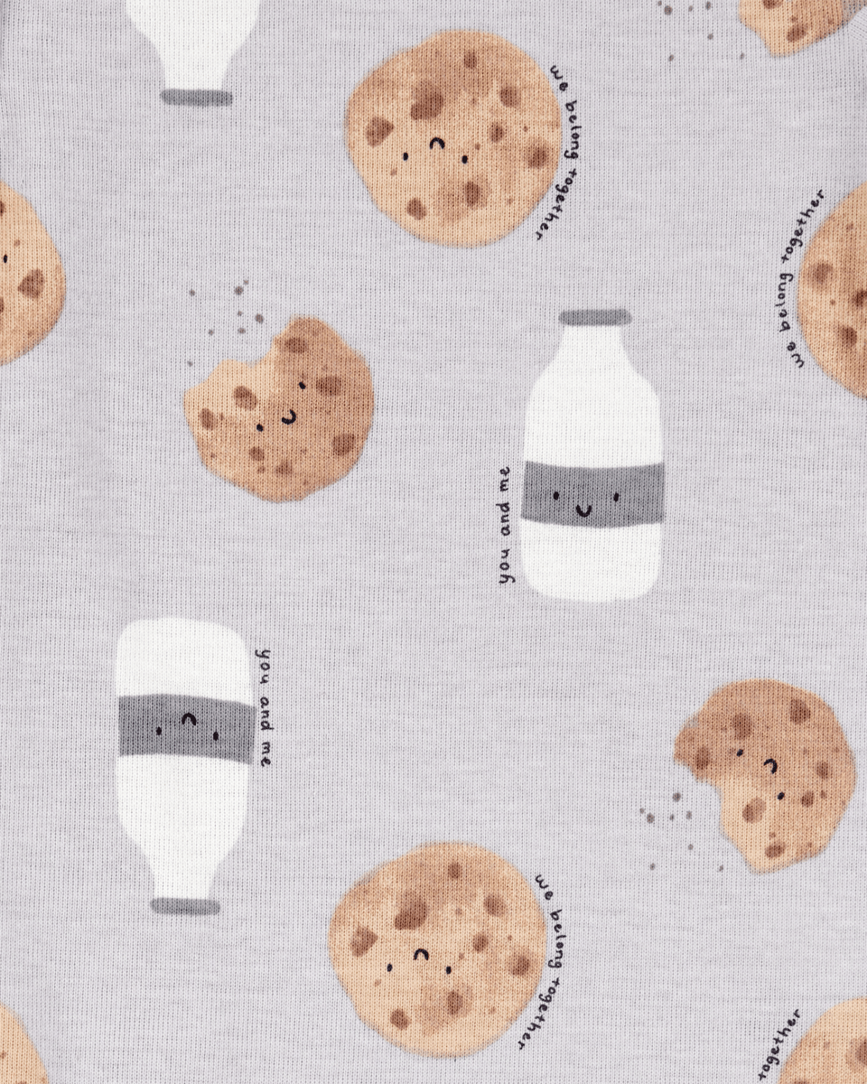 Conjunto tres piezas pantalón y dos bodies diseño galletitas