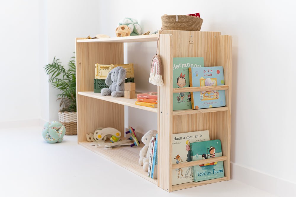 Estantería Montessori con librería al costado