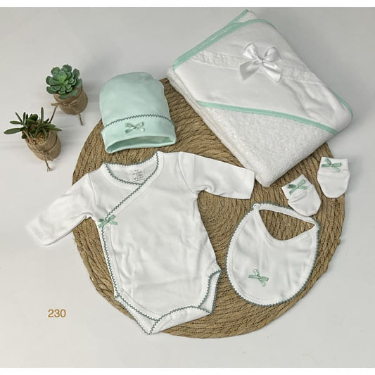 Estuche Regalo Bebé 5 Piezas con Capa – Alma Petit · 221000230