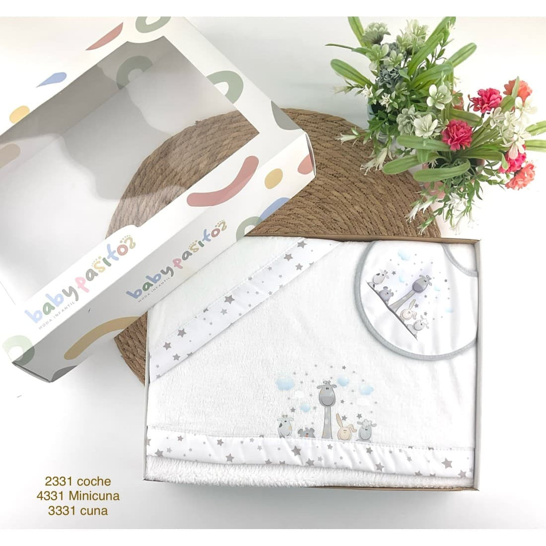 Ensemble de berceau 3 pièces en polaire corail Giraffe Baby Pasitos 421103331 – Douceur et style pour le repos de bébé