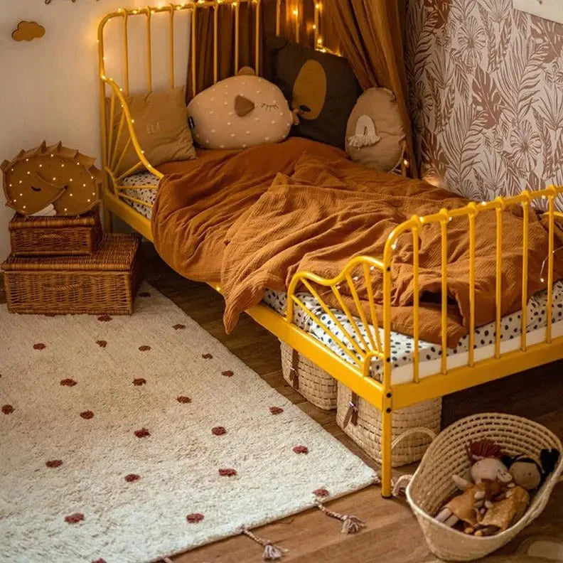 Alfombra Infantil NÜMI AMBRE con lunares 100x150