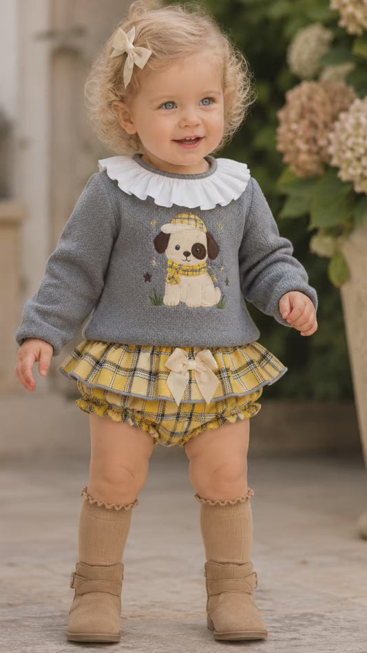 Conjunto de bebé niña de dos piezas con suéter perrito cuello volante y braguita de cuadros Alma Petit 622108009 (Modelo 8009)