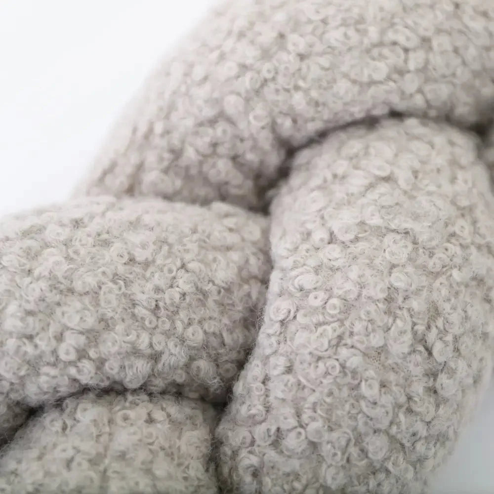 Trenza Protector de Cuna 200cm BOUCLE STONE