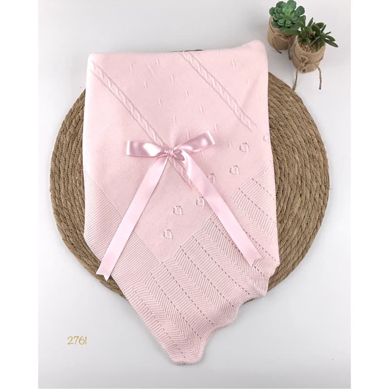 Xaile de lã para bebé com acabamento em viseira e laço (modelo 3364) Alma Petit Crudo