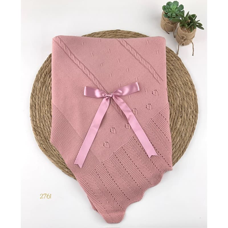 Xaile de lã para bebé com acabamento em viseira e laço (modelo 3364) Alma Petit Crudo