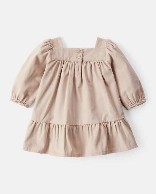 Vestido marrón de manga larga en tejido suave